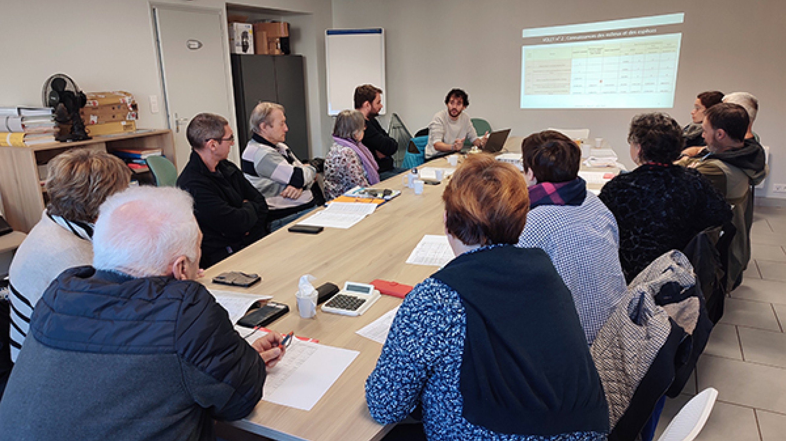 LES ELUS SE REUNISSENT AUTOUR DE LA MARONNE